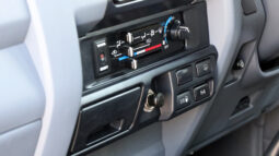 
										TOYOTA LAND CRUISER full									