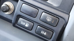
										TOYOTA LAND CRUISER full									