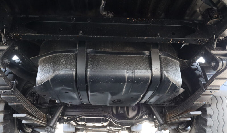 
								TOYOTA LAND SRUISER full									