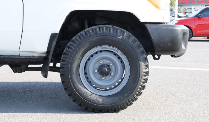 
								TOYOTA LAND SRUISER full									