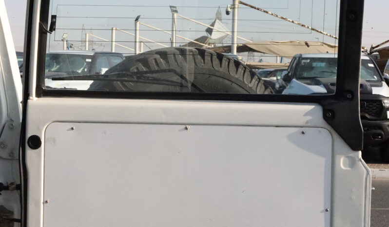 
								TOYOTA LAND CRUISER full									