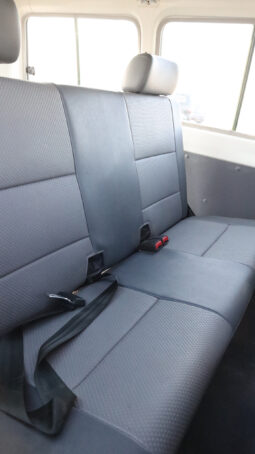 
										TOYOTA LAND CRUISER full									
