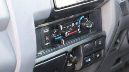 
										TOYOTA LAND CRUISER full									