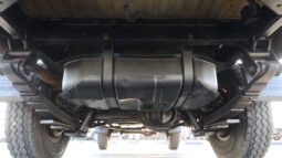 
										TOYOTA LAND CRUISER full									