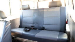 
										TOYOTA LAND CRUISER full									