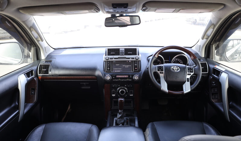 
								TOYOTA LAND CRUISER (PRADOO) full									