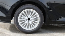 
										TOYOTA CAMRY (AXVH80) full									
