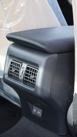 
										TOYOTA CAMRY (AXVH80) full									