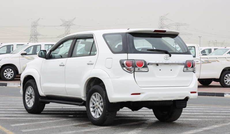 
								TOYOTA FORTUNER full									