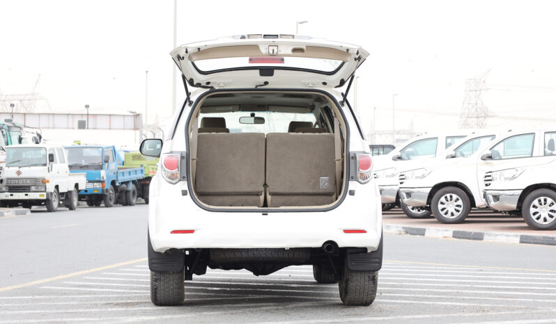 
								TOYOTA FORTUNER full									