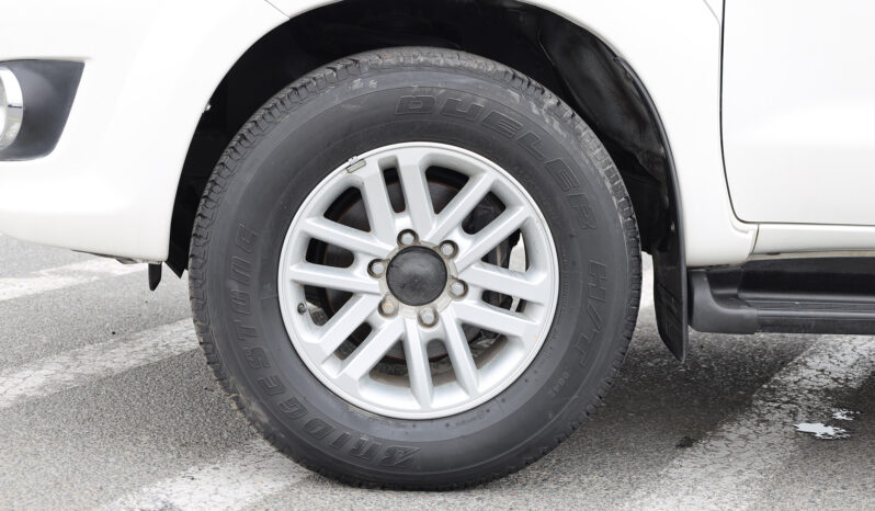 
								TOYOTA FORTUNER full									