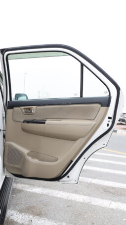 
										TOYOTA FORTUNER full									