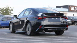 
										TOYOTA LEXUS (IS350) full									