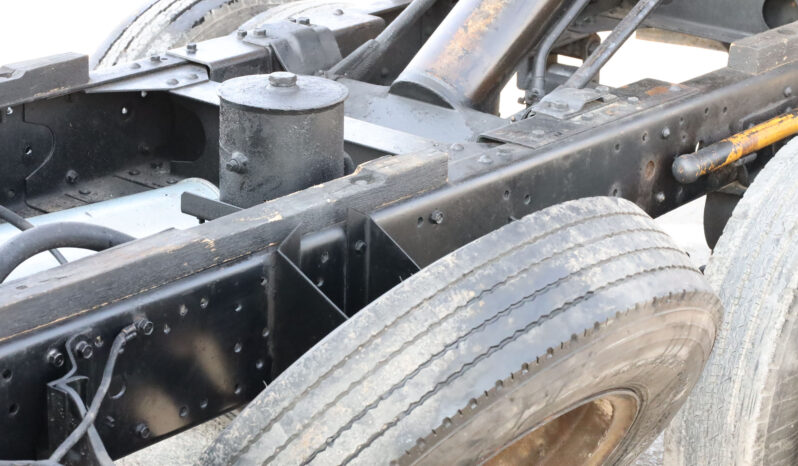 
								MITSUBISHI CANTER (DUMP) full									