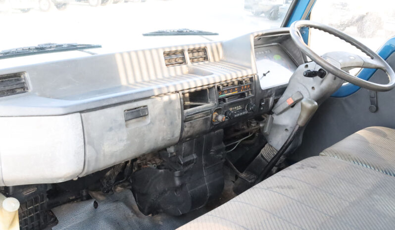 
								MITSUBISHI CANTER (DUMP) full									