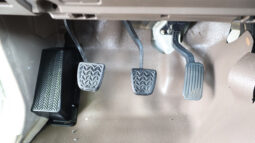 
										TOYOTA LAND CRUISER full									