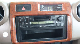 
										TOYOTA LAND CRUISER full									