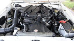 
										TOYOTA LAND CRUISER full									