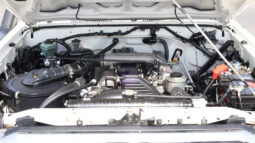 
										TOYOTA LAND CRUISER full									