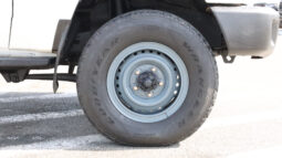 
										TOYOTA LAND CRUISER full									