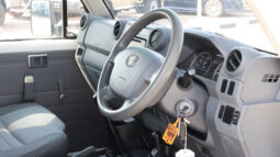 
										TOYOTA LAND CRUISER full									
