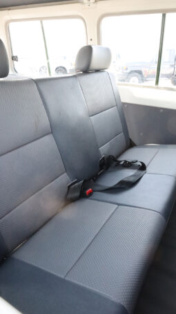 
										TOYOTA LAND CRUISER full									