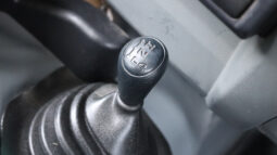 
										TOYOTA LAND CRUISER full									