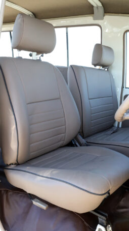 
										TOYOTA LAND CRUISER full									