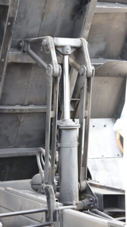 
										ISUZU (DUMP) full									