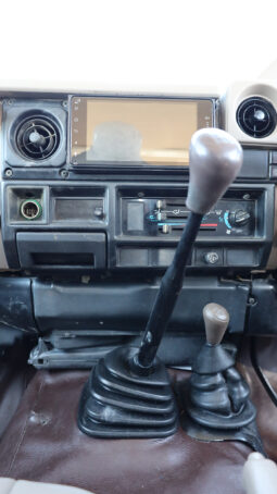 
										TOYOTA LAND CRUISER full									