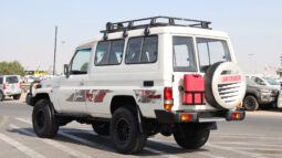 
										TOYOTA LAND CRUISER full									