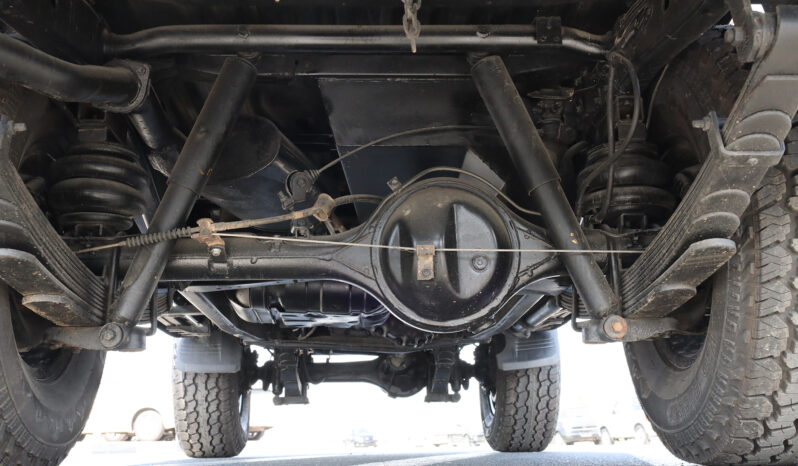 
								TOYOTA LAND CRUISER full									