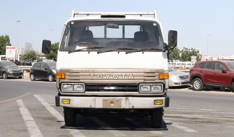 
								TOYOTA PICKUP (TRUCK) full									