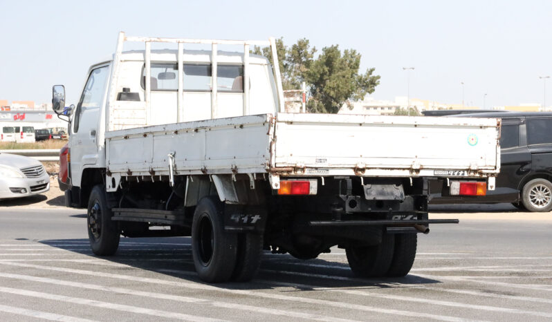 
								TOYOTA PICKUP (TRUCK) full									