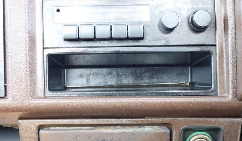 
								TOYOTA PICKUP (TRUCK) full									