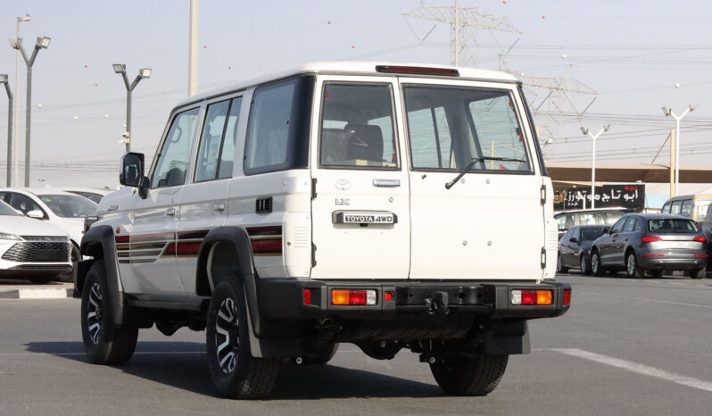 
								TOYOTA LAND CRUISER (70 SERIES) full									