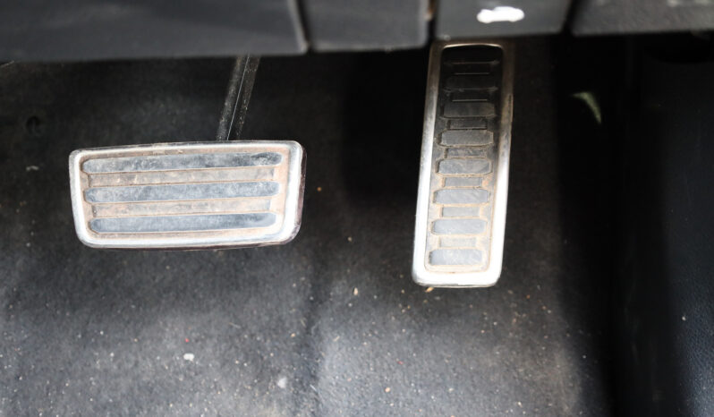
								TOYOTA FORD full									
