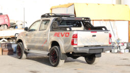 TOYOTA HILUX (PICKUP)