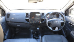 
										TOYOTA HILUX (PICKUP) full									