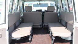
										TOYOTA LAND CRUISER full									