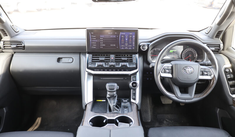 
								TOYOTA LAND CRUISER (LC300) full									