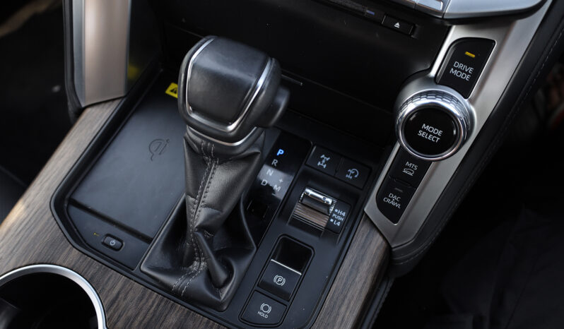 
								TOYOTA LAND CRUISER (LC300) full									