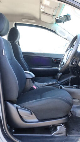 
										TOYOTA HILUX (PICKUP) full									