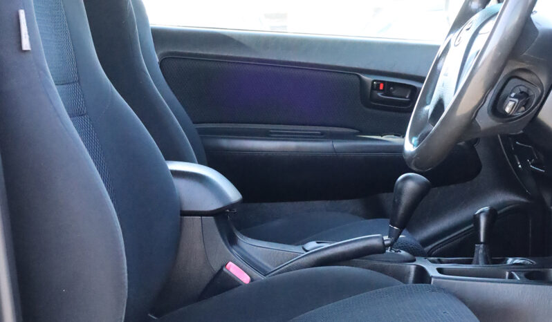 
								TOYOTA HILUX (PICKUP) full									