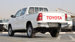 TOYOTA HILUX (PICKUP)