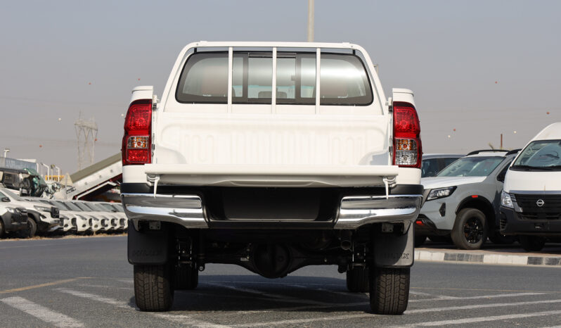 
								TOYOTA HILUX (PICKUP) full									