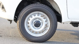
										TOYOTA HILUX (PICKUP) full									