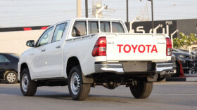 TOYOTA HILUX (PICKUP)