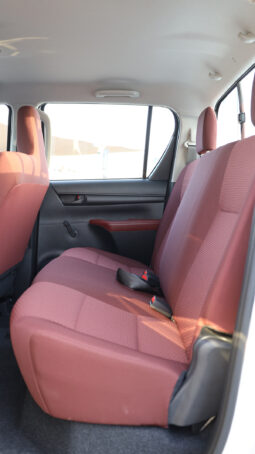 
										TOYOTA HILUX (PICKUP) full									