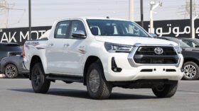 TOYOTA HILUX (PICKUP)